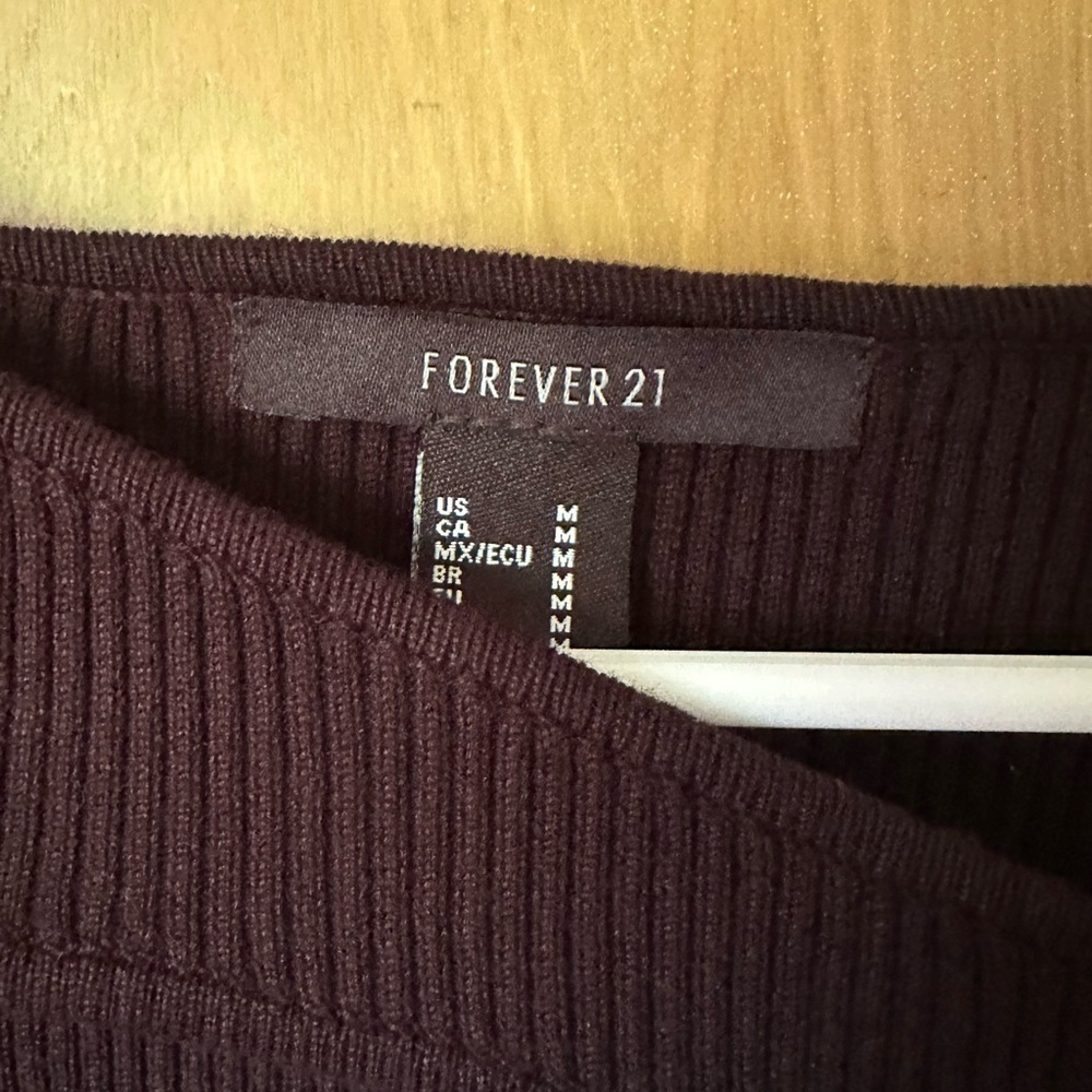 Forever 21 Long Sleeve Knit Top with Cutouts - Picture 2 of 2